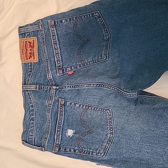 Levi Wedgie Skinny jean - Picture 3 of 3